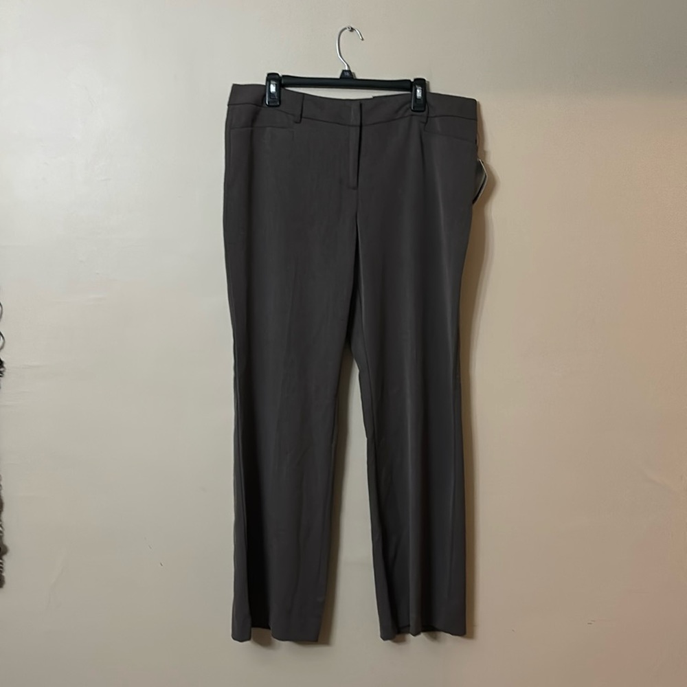 NWT Apt 9 Women’s Size 16 Modern Fit Trousers
